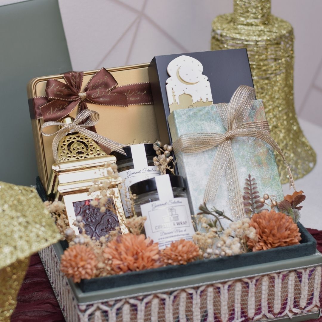 Olive Green Grand Box | Luxury Ramadan & Eid Gift Box in Dubai