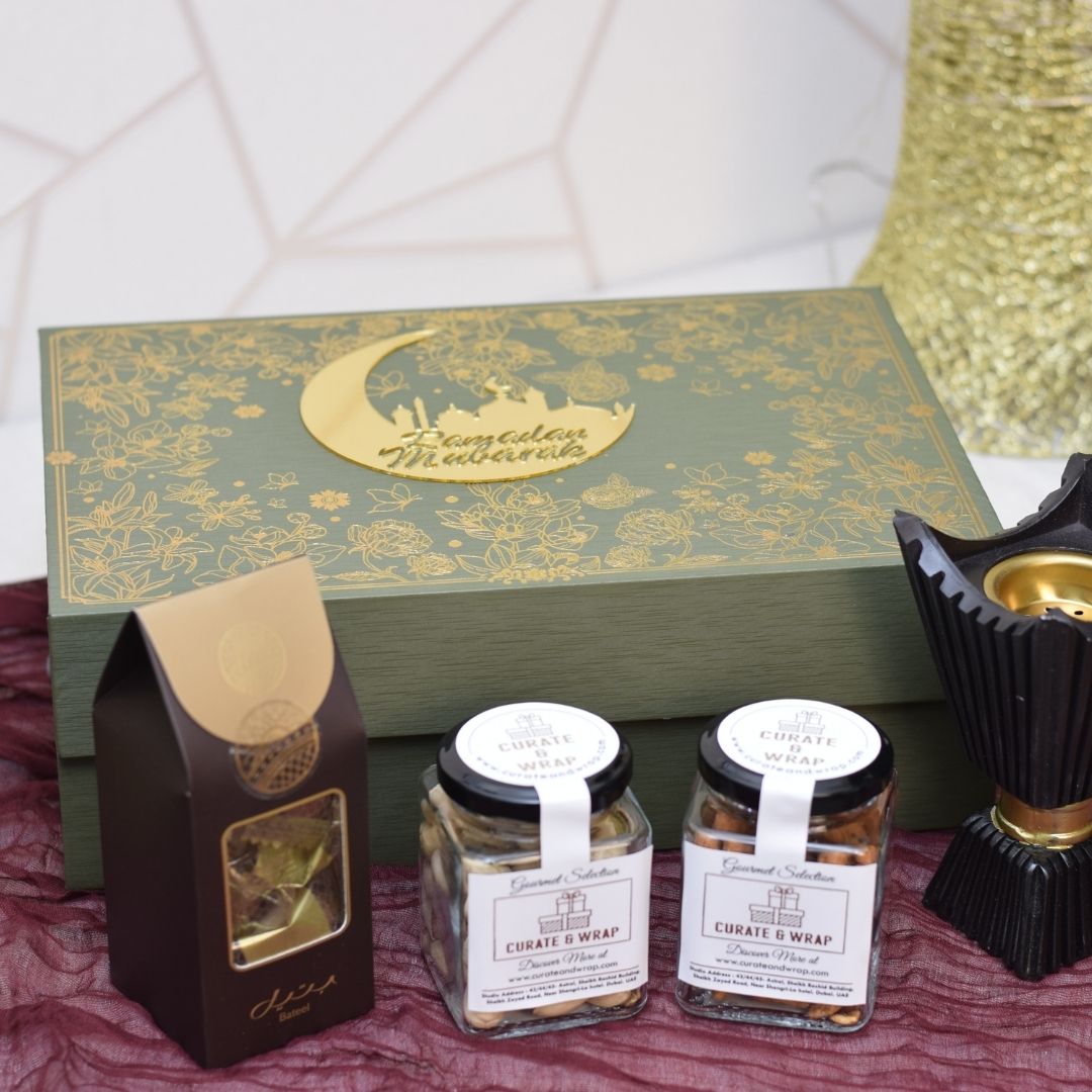 Golden Crescent Luxe Box – Medium | Luxury Ramadan & Eid Gift Box in Dubai