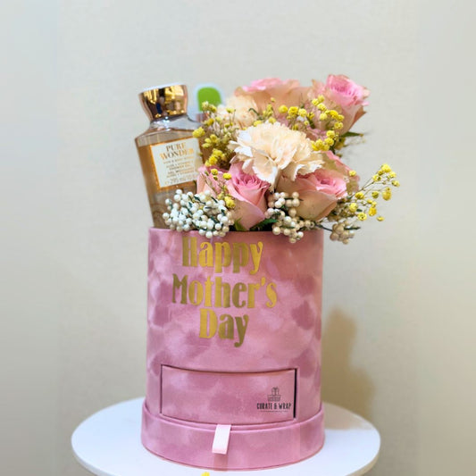 Mother's Day Hamper with Fresh Flowers in Dubai